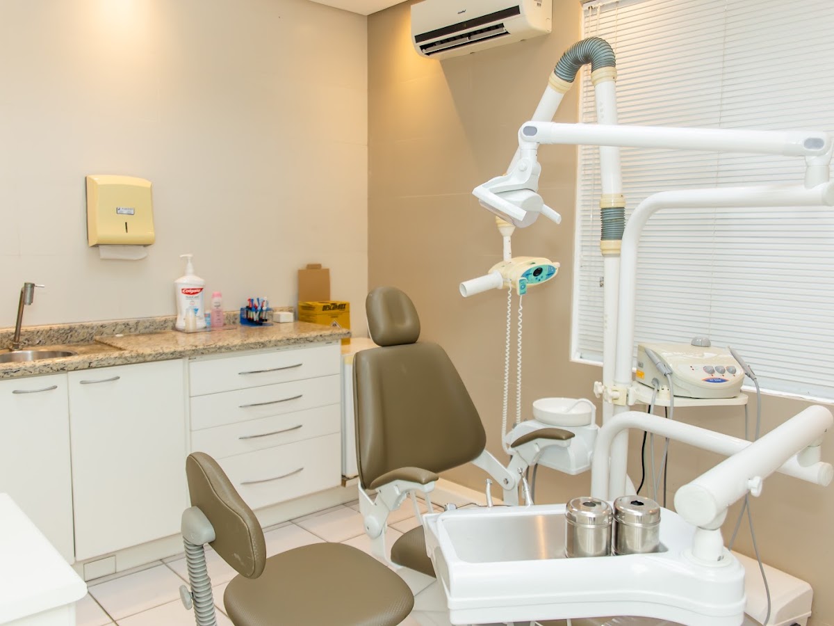 Logo Risus Odontologia Especializada