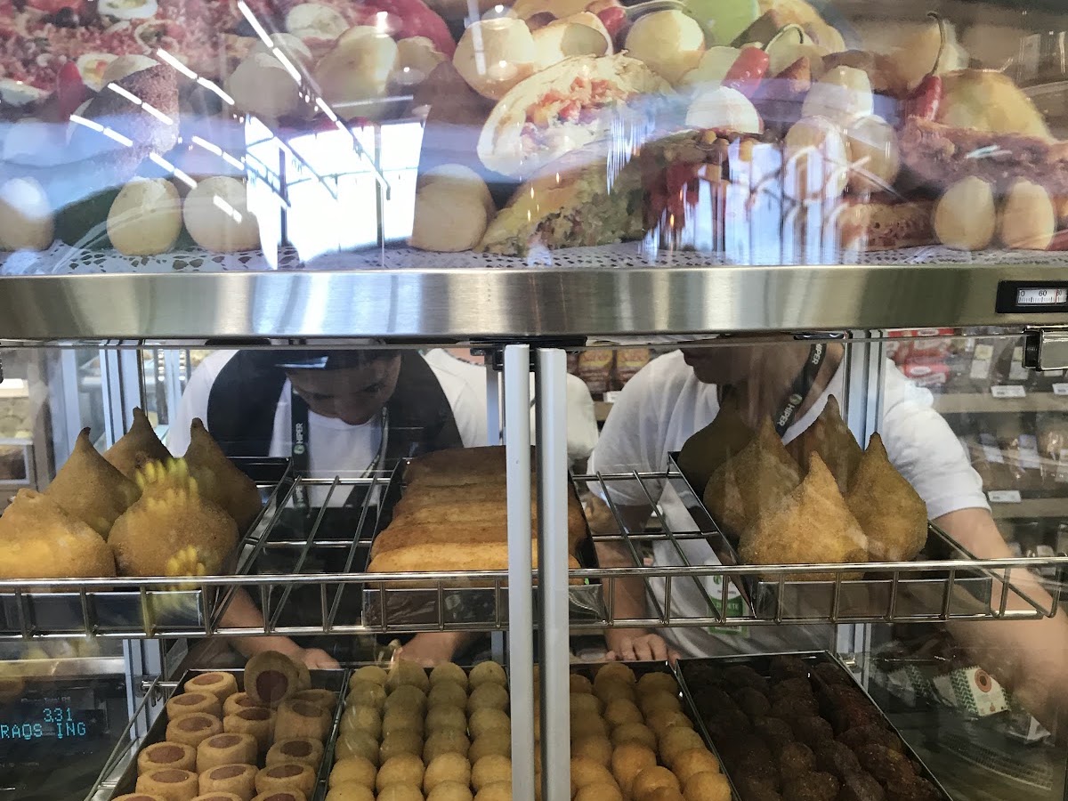 Supermercados Hiper Select Novo Campeche em Florianópolis — foto 4