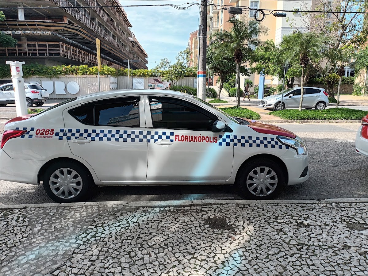 Táxi Open Shopping,Jurerê, Jurerê internacional em Florianópolis — foto 1