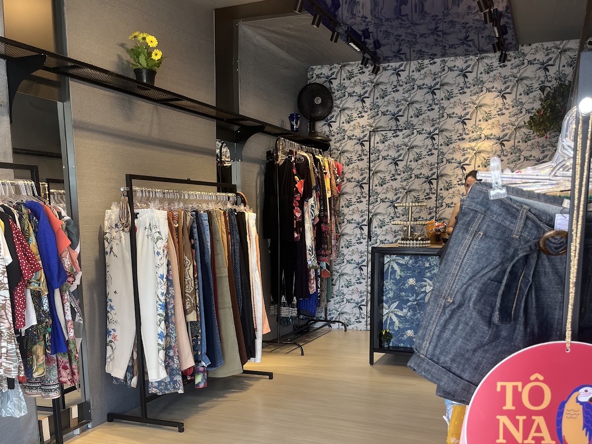 Foto da Tô na Arara - brechó, roupas novas e artigos vintage