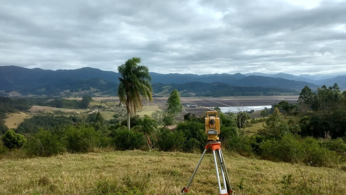 Topografia e georreferenciamento em Florianópolis em Florianópolis — foto 4