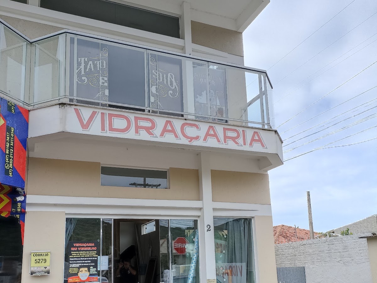 Logo Vidraçaria Rio vermelho
