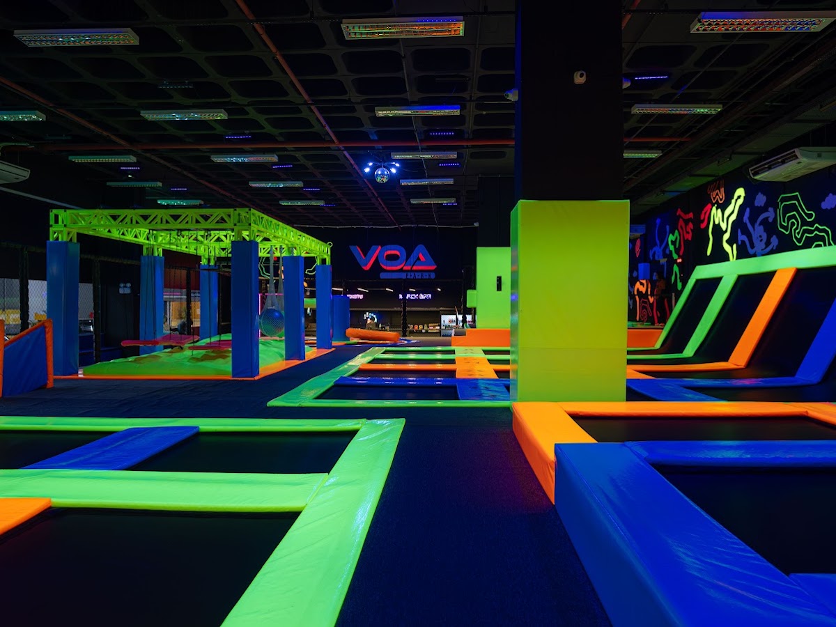 Voa Park Floripa Shopping | Parque de Trampolins em Florianópolis — foto 1