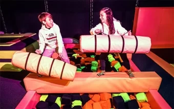 Voa Park Floripa Shopping | Parque de Trampolins em Florianópolis — foto 4