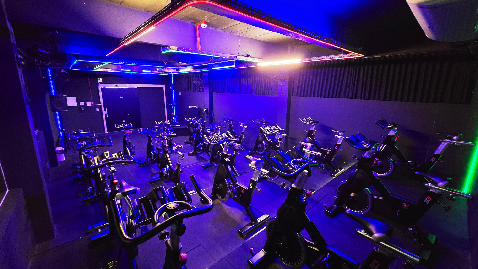 X-One Academia em Florianópolis — foto 3